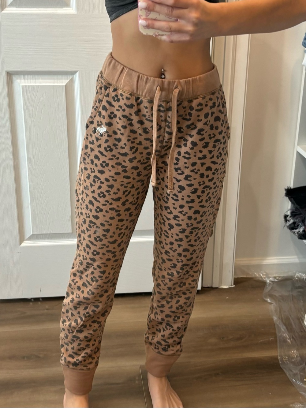 Abercrombie & Fitch Leopard Print Jogger Sweatpants Size Small
